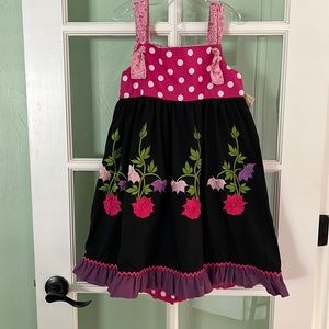 New Handcrafted size 7/8 Knot Dress and      Pants/Shorts